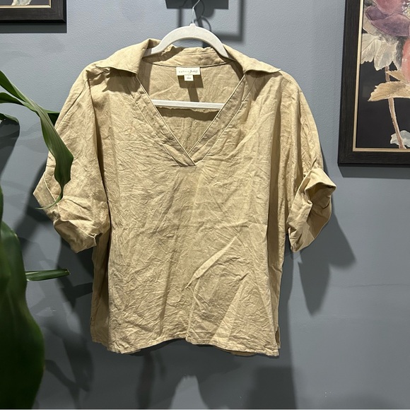 Maison Jules Tops - Maison Jules Linen Blend Lightweight V-Neck Rolled Sleeve Top - Tan sz L